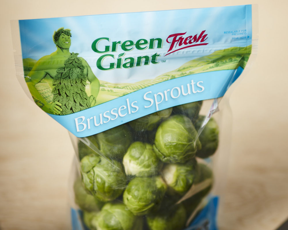 GREEN GIANTBrussel SproutsReverse Printed & LaminatedStand Up Pouch with ZipperLaser Microperforated